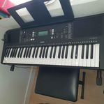 Yamaha piano keyboard