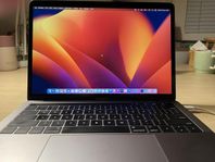 Macbook Pro (2017) touchbar 1TB