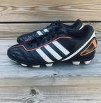 Fotbollsskor adidas Davicto stl 34