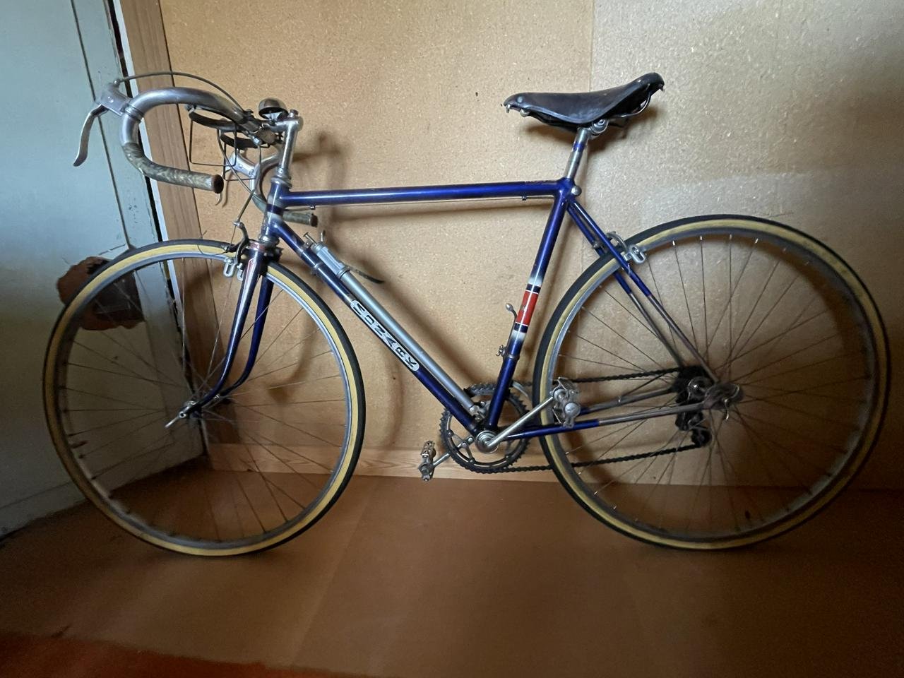 Pärla! Vintage tävlingscykel ...