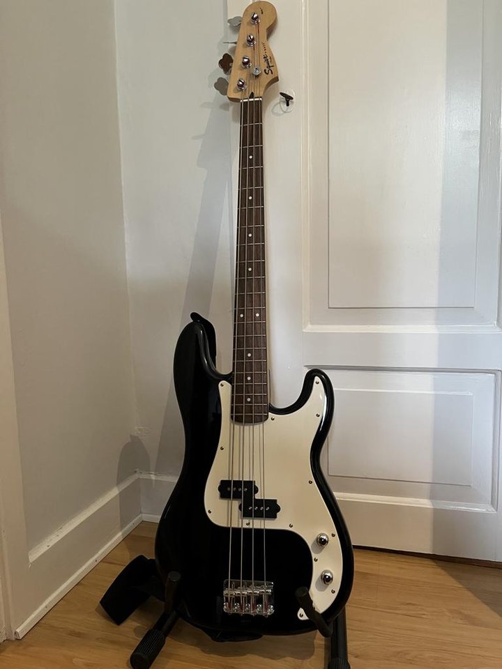 Fender Squier Precision Bass
