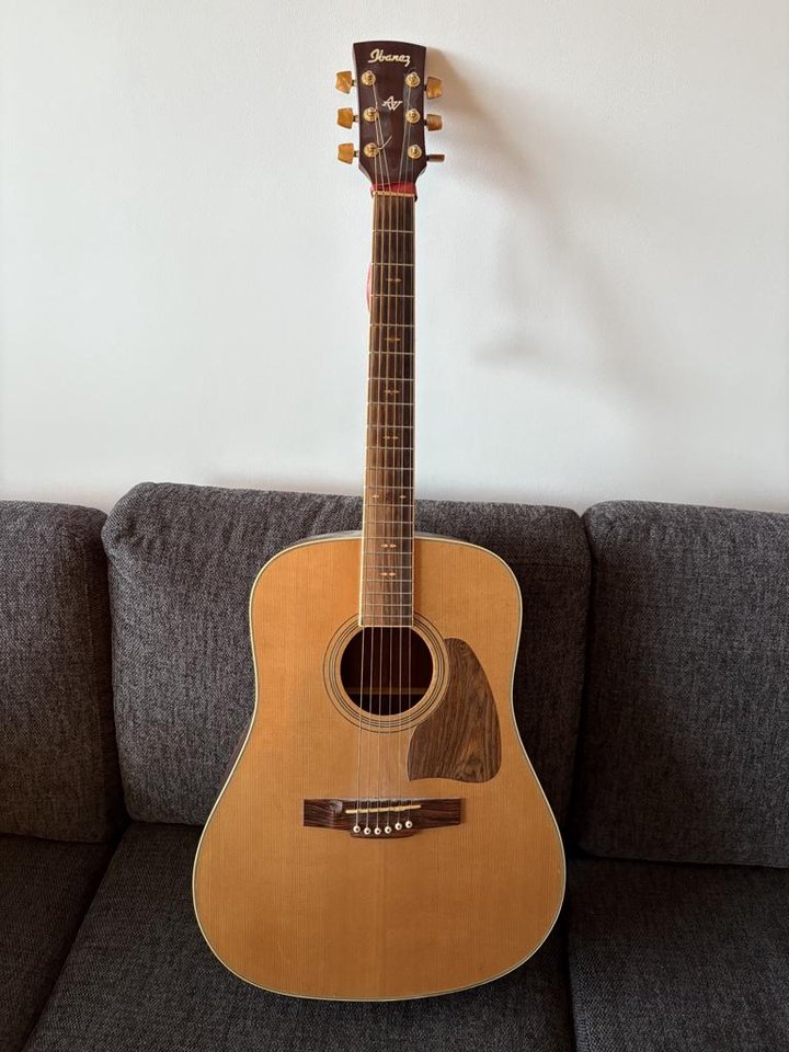 Gitarr Stålsträngad Ibanez V3...