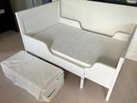 IKEA Barnsäng med madrass (utdragbar)