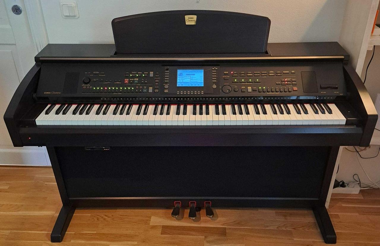 Yamaha Clavinova CVP-305