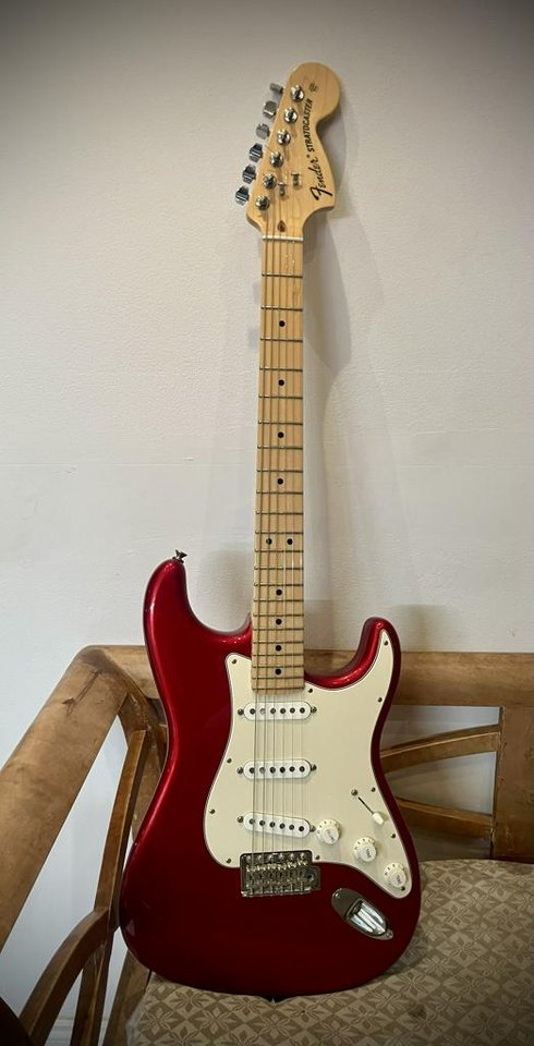 Elgitarr: Fender Stratocaster...