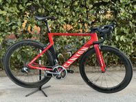 Canyon Aeroad CF SLX 9.0 storlek M med 2 par hjul