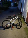 Cykel rockrider 300 24”