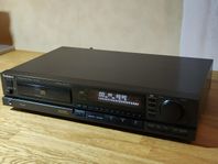 Technics CD-spelare. SL-P470.