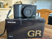 Ricoh GRII med tillbehör - endast 139 exp