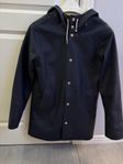 Stutterheim blå regnjacka, storlek XXS