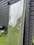 Skänkes Glasskivor