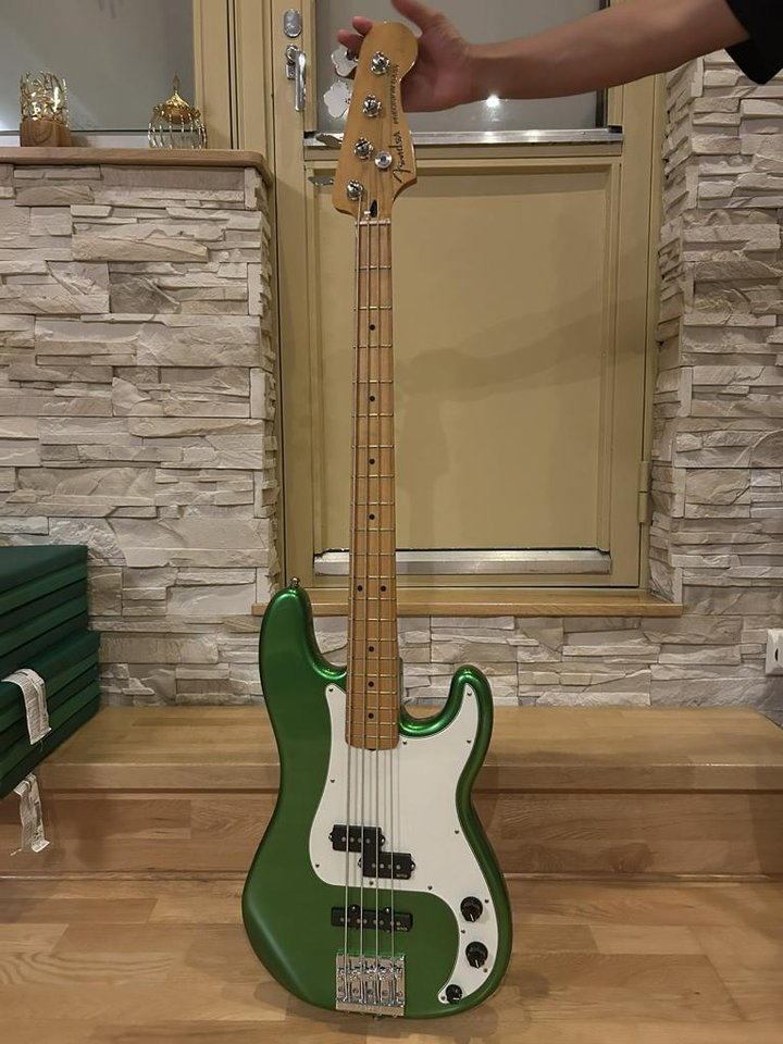 Fender player plus pj bass i ...