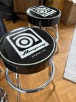 Barstolar 2st med Ampeg loggan