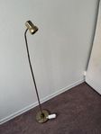 Golvlampa i mässing !
