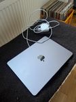 Apple MacBook Air 13" (2022, M2) 16/256 GB, rymdgrå