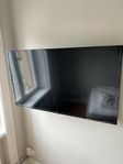 TLC 40” smart TV