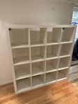 IKEA Kallax 4x4 hylla i bra skick