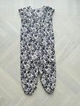 Kortärmad byxdress Pomp de Lux strl 92