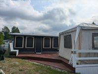 Husvagn med vinterbonat förtält