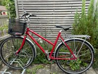 En cykel Skeppshult Sportmodell
