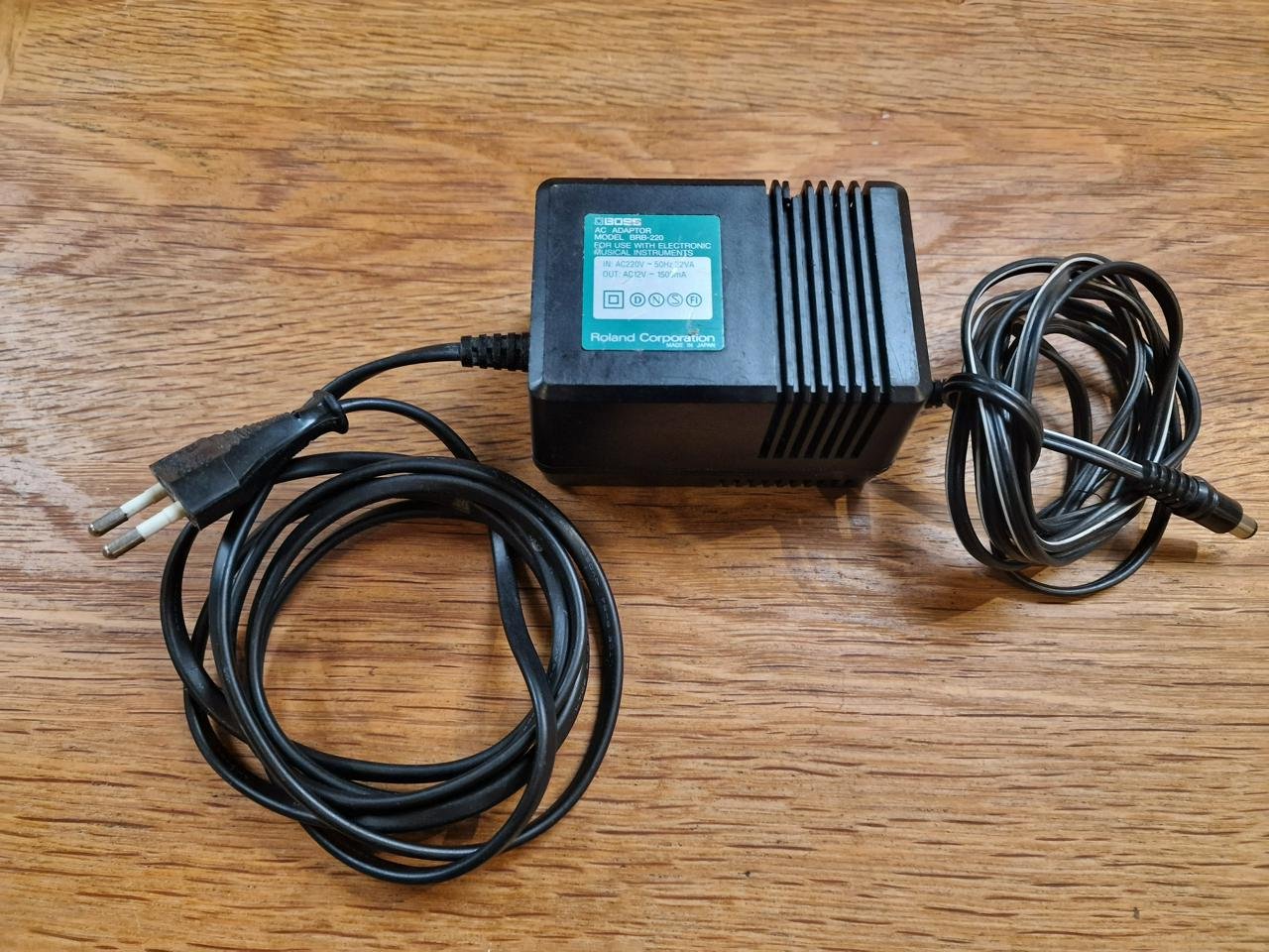 Boss BRB-220 adapter för synt...
