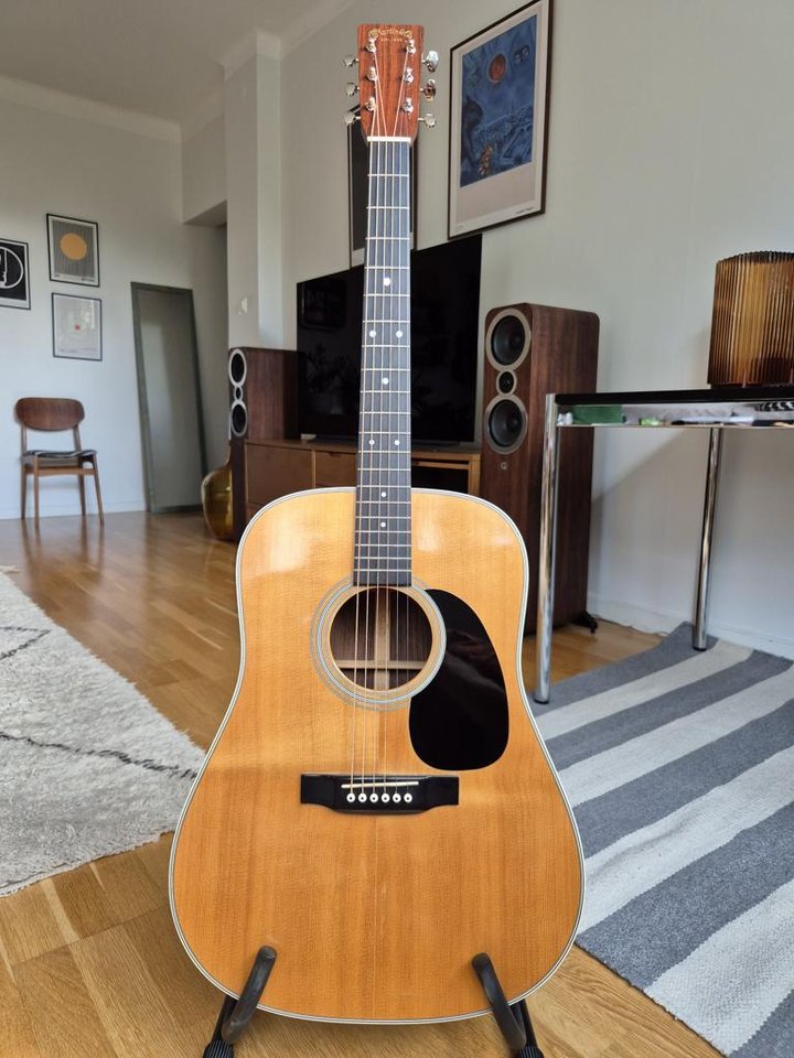 Martin D-28