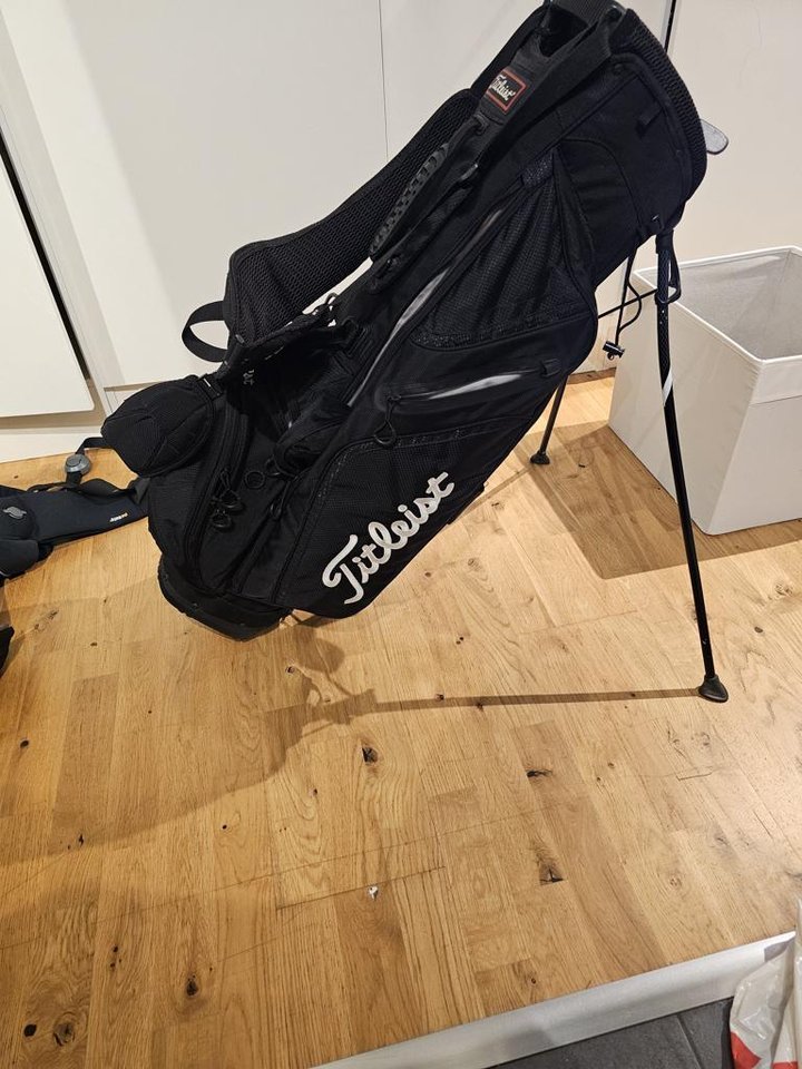 Titlesit bräbäg