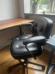 IKEA Alefjäll kontorsstol – svart läder, bra skick