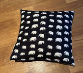 Svenskt Tenn/Estrid Ericson svart elefant, kudde