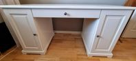 Skrivbord vitt