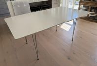 Matbord - 1,7 till 2,7 m
