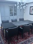 Matgrupp (bord + 6 stolar)