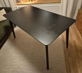 Matbord "Lisabo" från Ikea