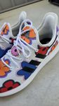 Adidasskor strl 37