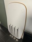 Vitt bord i elegant Frits Hansen-stil