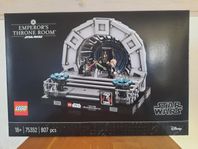 Lego Emperor's Throne Room Diorama 75352