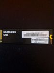 Samsung PM9A1 1TB NVMe SSD (PCIe 4.0, motsvarar 980 PRO)