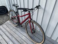 White AX+ SCARLET RED 25, hybridcykel