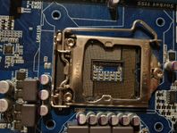 GIGABYTE GA-B75M-D3H moderkort, troligtvis defekt/trasigt