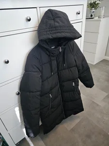 Svart vinter jacka strl M från ONLY