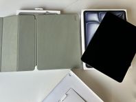 Apple iPad Air M3 256GB 13-tum med Apple Folio skal
