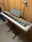 Casio Privia PX-110 digitalt piano och pianostativ