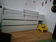 SLÄKT sängstomme med förvaring