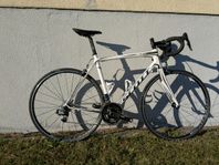 Scott CR1 Sram red eTap 11 speed (Strl.L 56cm)