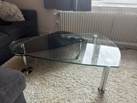 glass soffbord