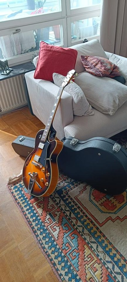 Cort Yorktown Hollowbody gitarr