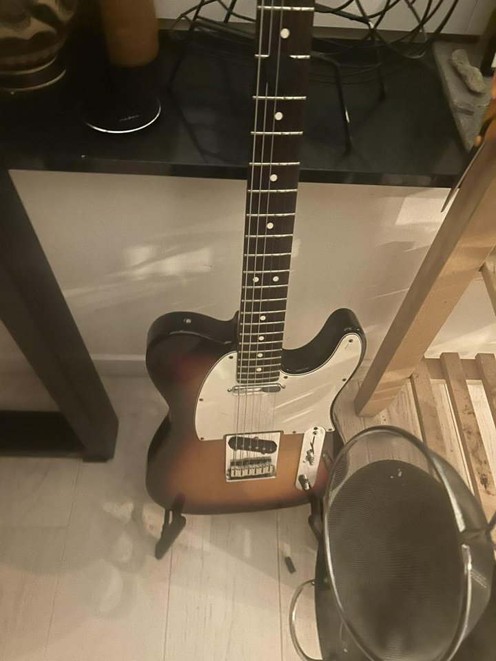 Fender Telecaster 50:th anniv...