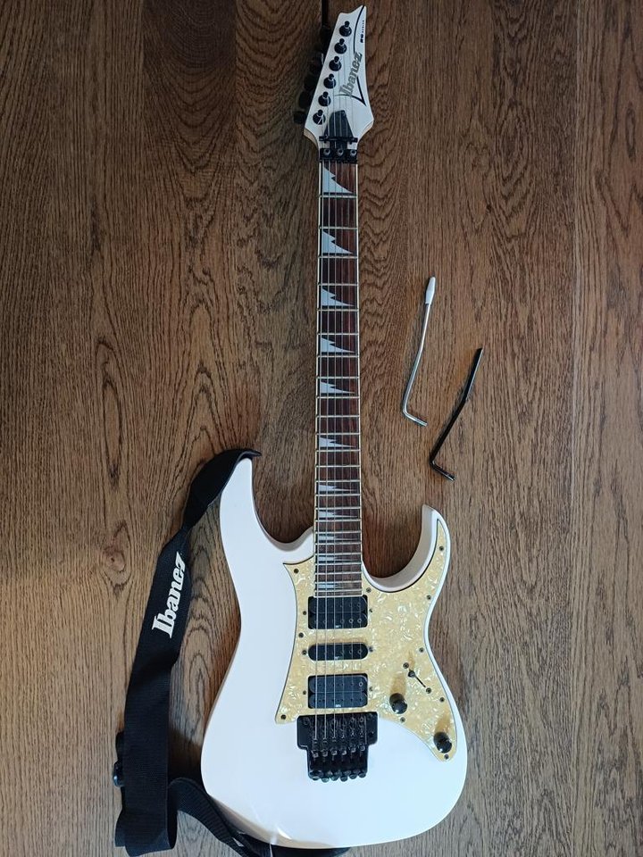 Elgitarr Ibanez RG450DXB-WH
