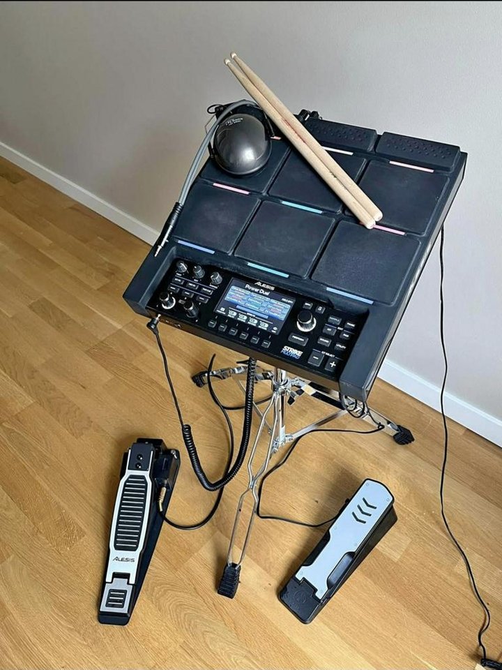 Alesis Strike Multipad.