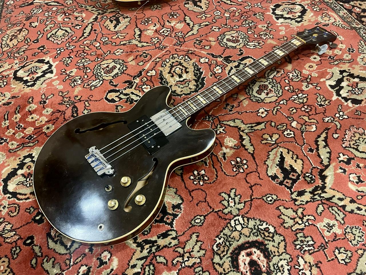 Epiphone Rivoli 1966-67
